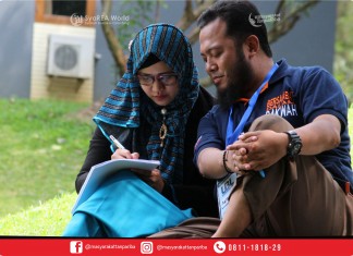 Istri Wajib Patuh Suami, Suami Wajib Sayangi Istri