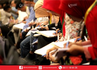 Aji Mumpung Pejabat Bermasalah